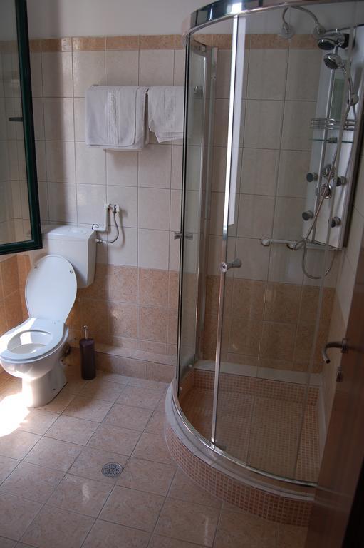 Diethnes Yenişehir Dış mekan fotoğraf